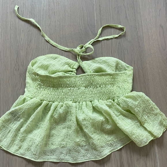 NWOT Cut Out Shirred Peplum Tube Top Light Green Small - Picture 3 of 4